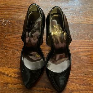 Material Girl MACYS sise 5 Black Work heel - worn ONCE
